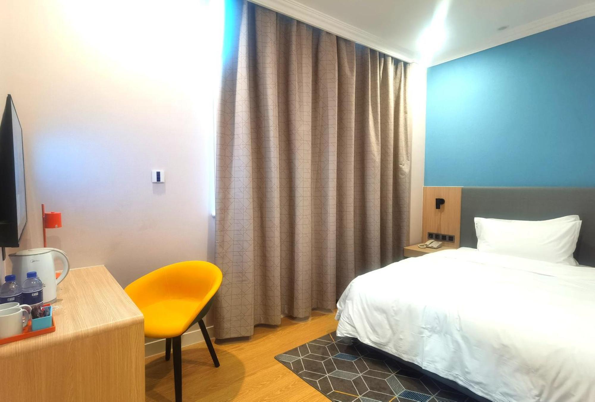 Holiday Inn Express Chengdu Tianfu Square By Ihg - Chunxi Road And Kuanzhai Alley Экстерьер фото