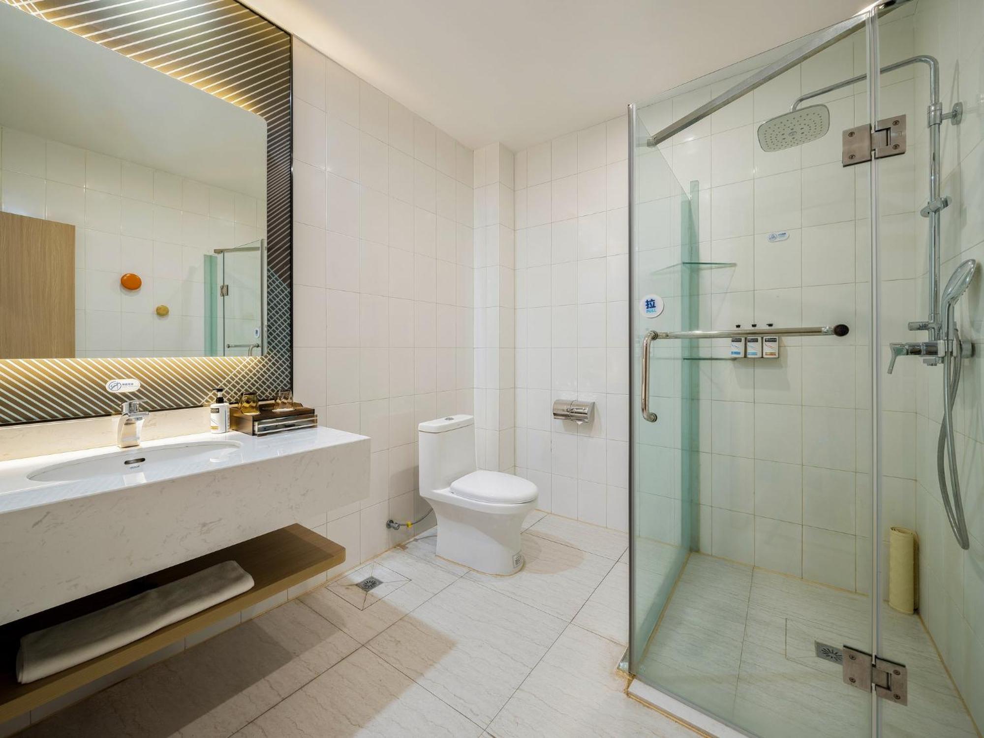 Holiday Inn Express Chengdu Tianfu Square By Ihg - Chunxi Road And Kuanzhai Alley Экстерьер фото